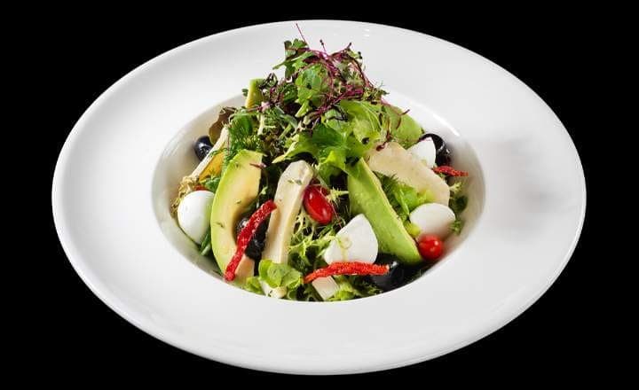 Avokado Enginar Salatası