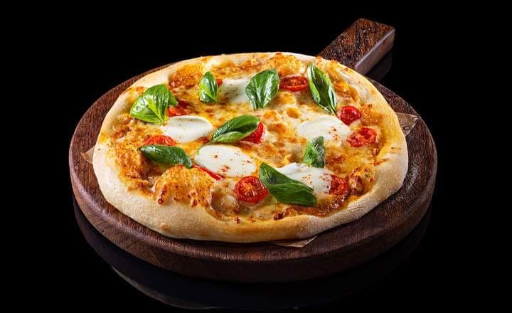 Caprese Pizza